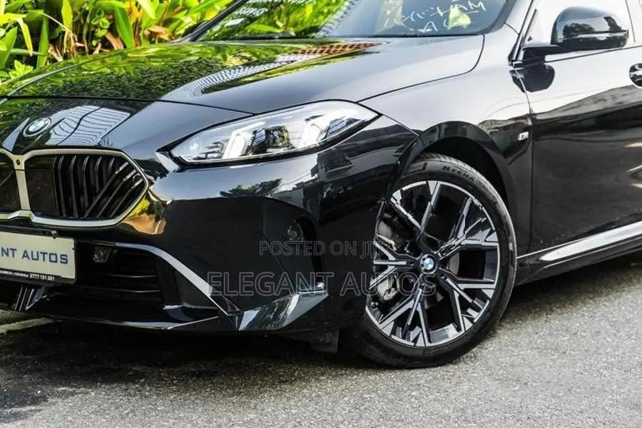 BMW 220i MSPORT 2025