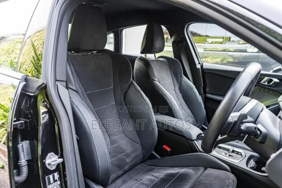 BMW 220i MSPORT 2025