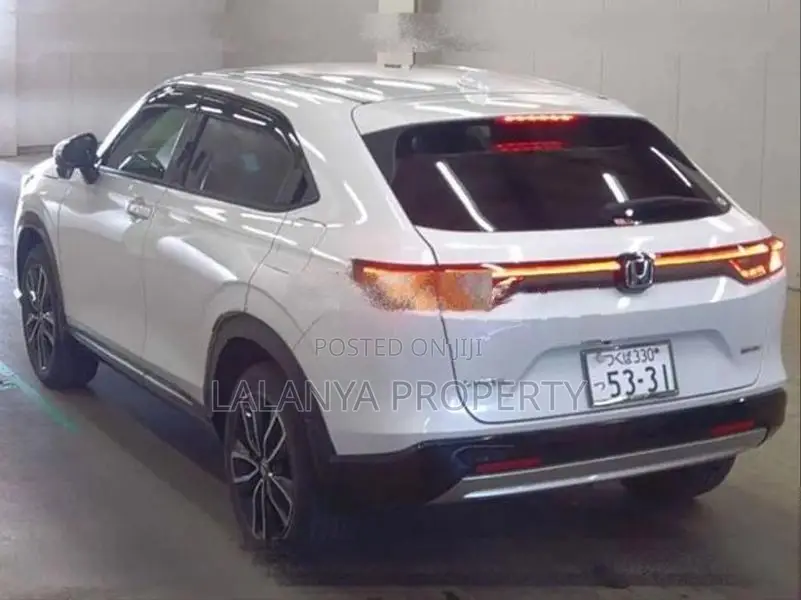 Honda Vezel RV5-Z- Pearl 2023