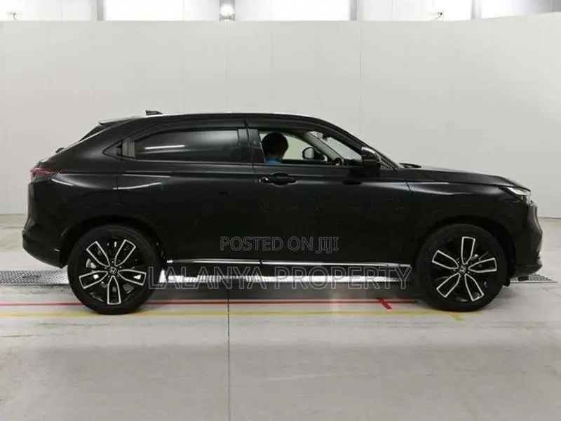 Honda Vezel RV5 Z- Black SLLL-A1 2023