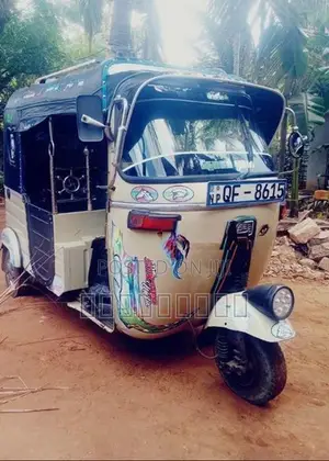 Bajaj RE 2 Stock 2005