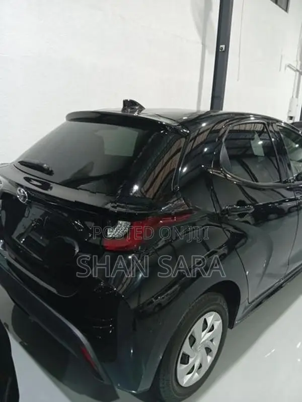 Toyota Yaris X Limited 2023