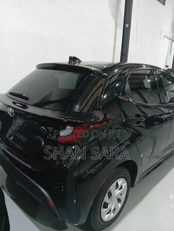 Toyota Yaris X Limited 2023