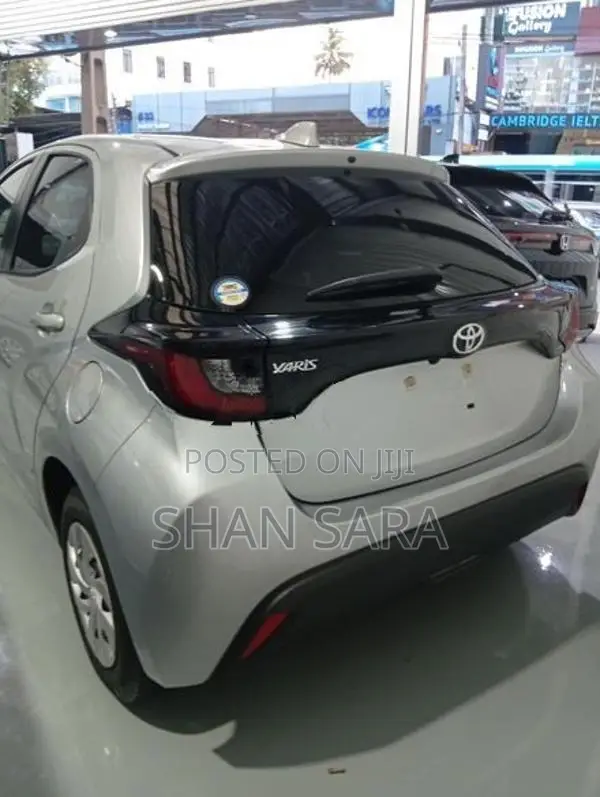 Toyota Yaris X Limited 2023