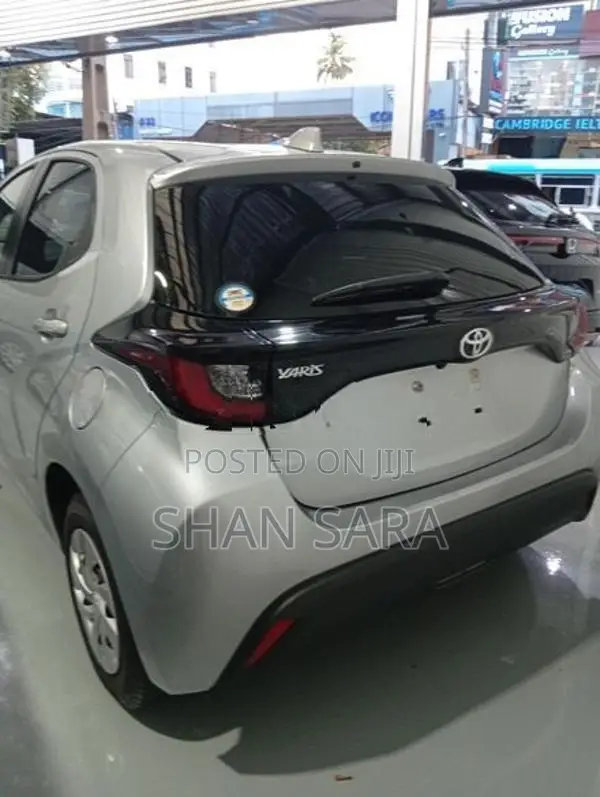 Toyota Yaris X Limited 2023
