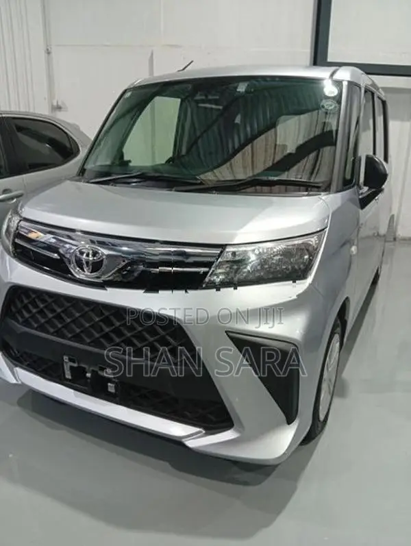 Toyota Roomy x 2023