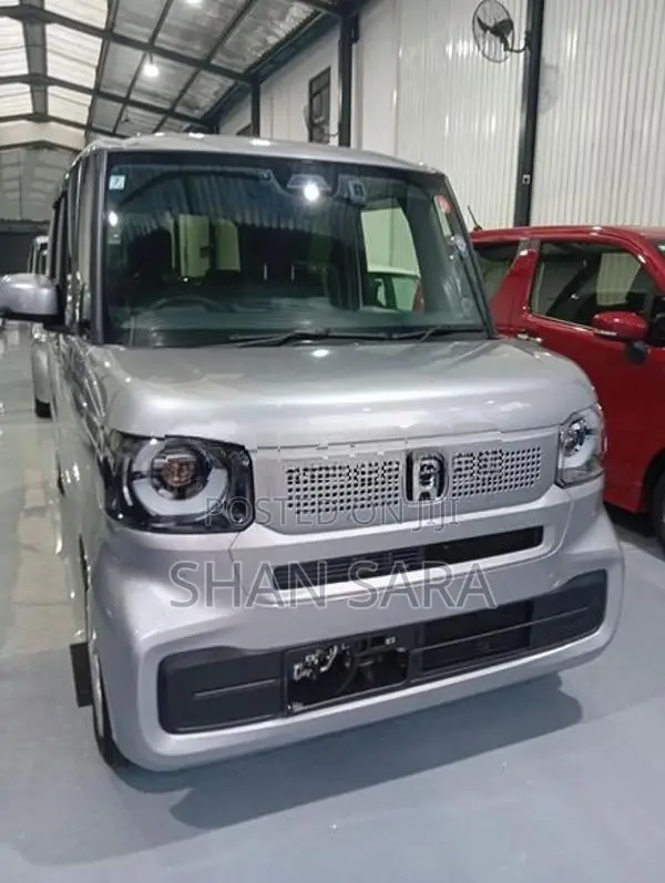 Honda N-Box G 2024