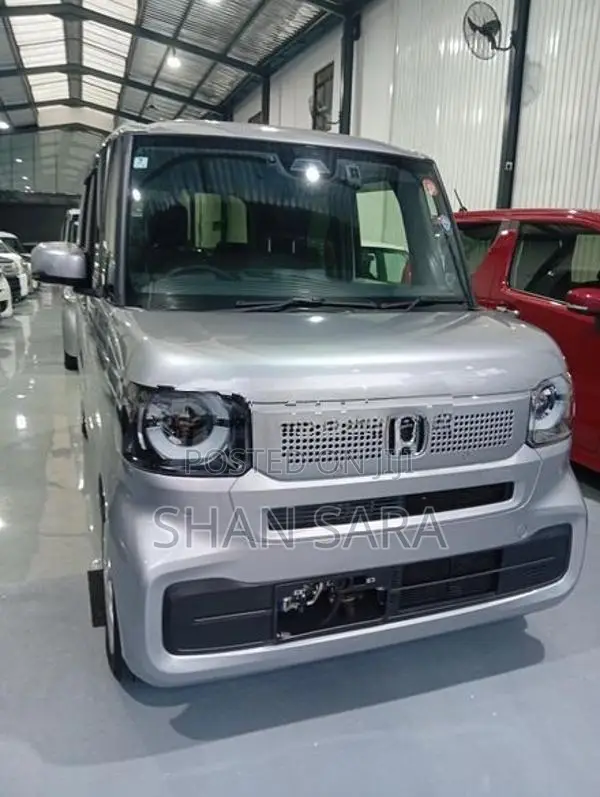 Honda N-Box G 2024