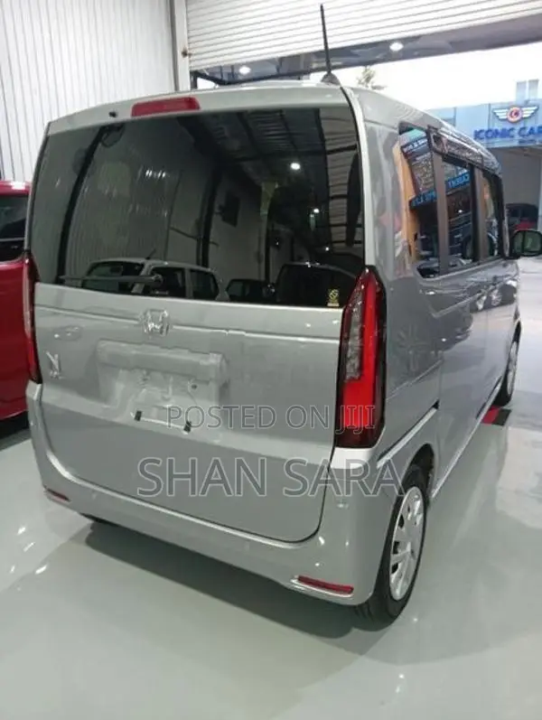 Honda N-Box G 2024