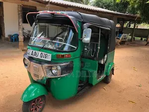 Bajaj RE 2014