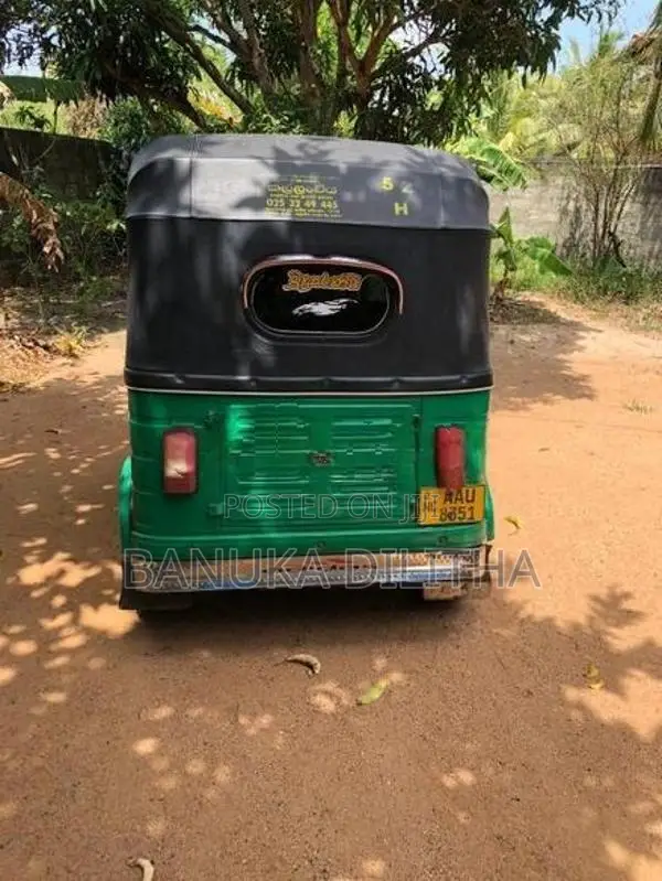 Bajaj RE 2014