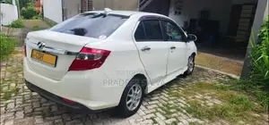 Perodua Bezza 2018