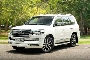 Toyota Land Cruiser 202 V8 ZX 2017
