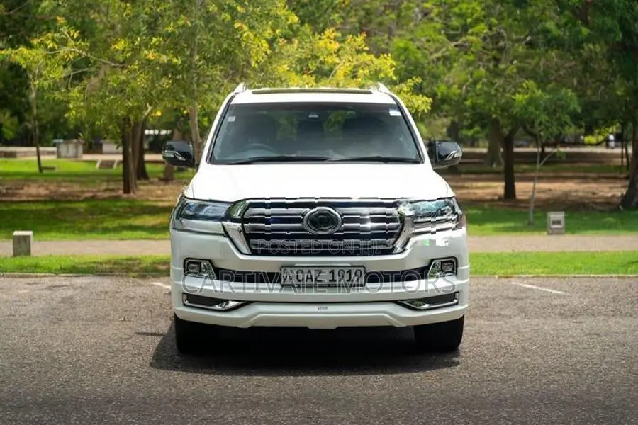 Toyota Land Cruiser 202 V8 ZX 2017