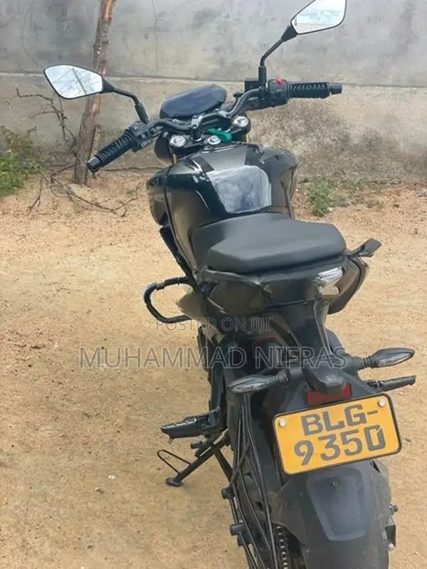 Bajaj Pulsar N160 Premium 2026