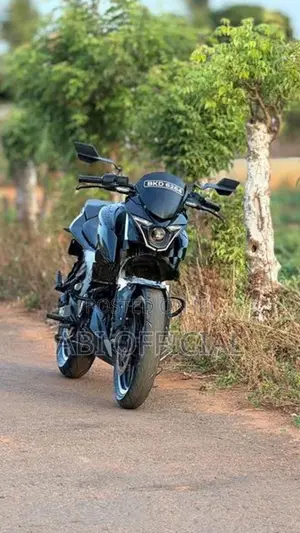 Bajaj Pulsar N160 Premium 2025
