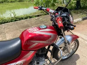 Bajaj CT100 2007