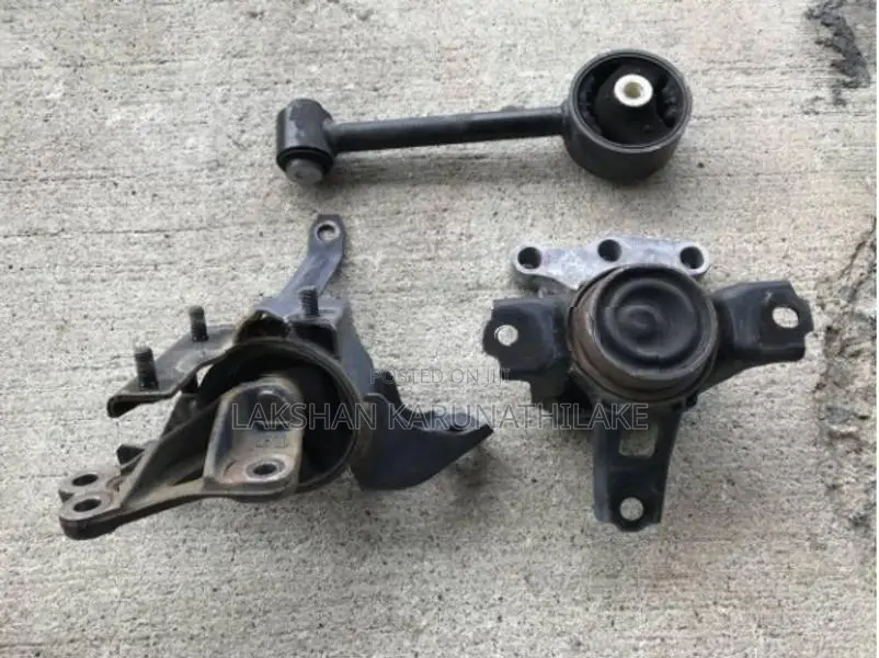 Hustler MR31s engine mount set - 3 pcs