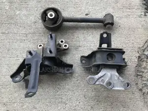Hustler MR31s engine mount set - 3 pcs