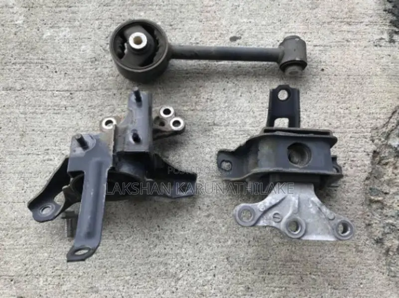 Hustler MR31s engine mount set - 3 pcs