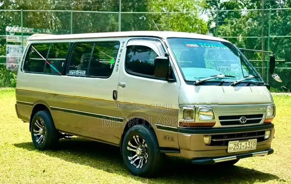 Toyota Dolphin LH113 1993