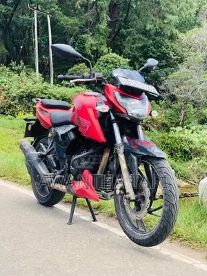 TVS Apache 2018