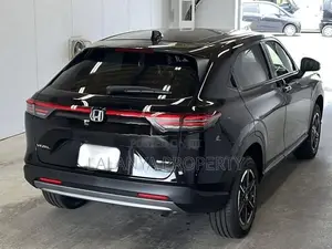 Honda Vezel RV5–X -Black SLLL-A1 2025
