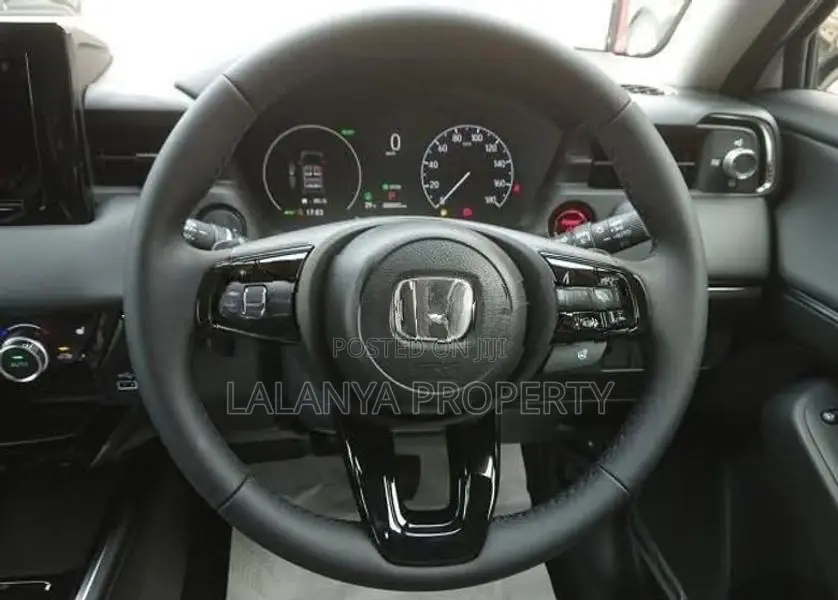 Honda Vezel RV5–X -Black SLLL-A1 2025