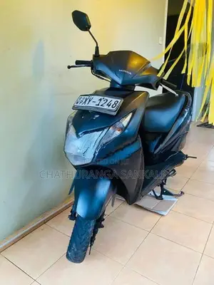 Honda Dio 2011
