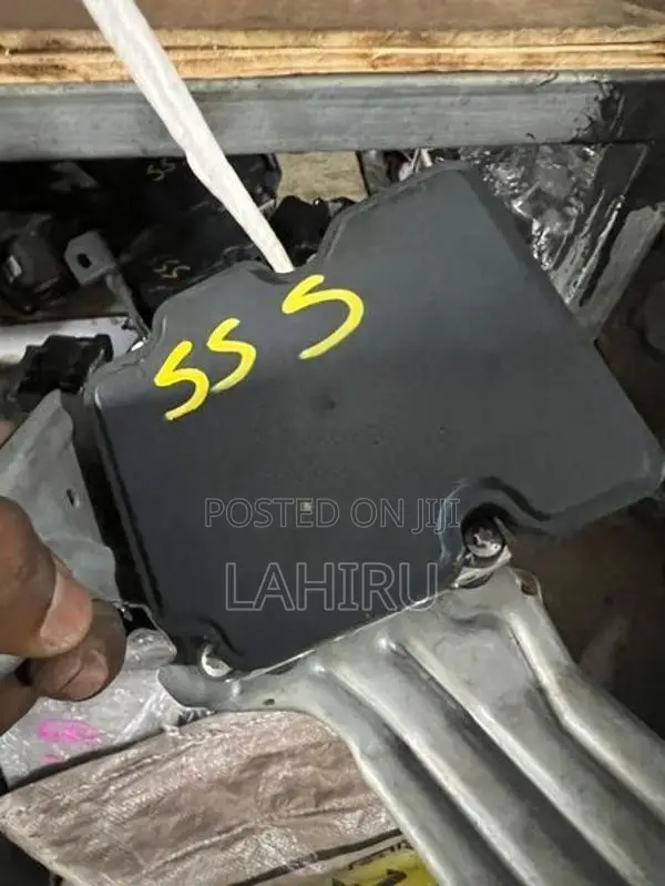 Suzuki Wagon R ABS Brake Unit