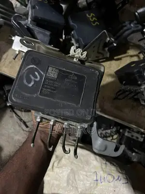Suzuki Wagon R ABS Brake Unit