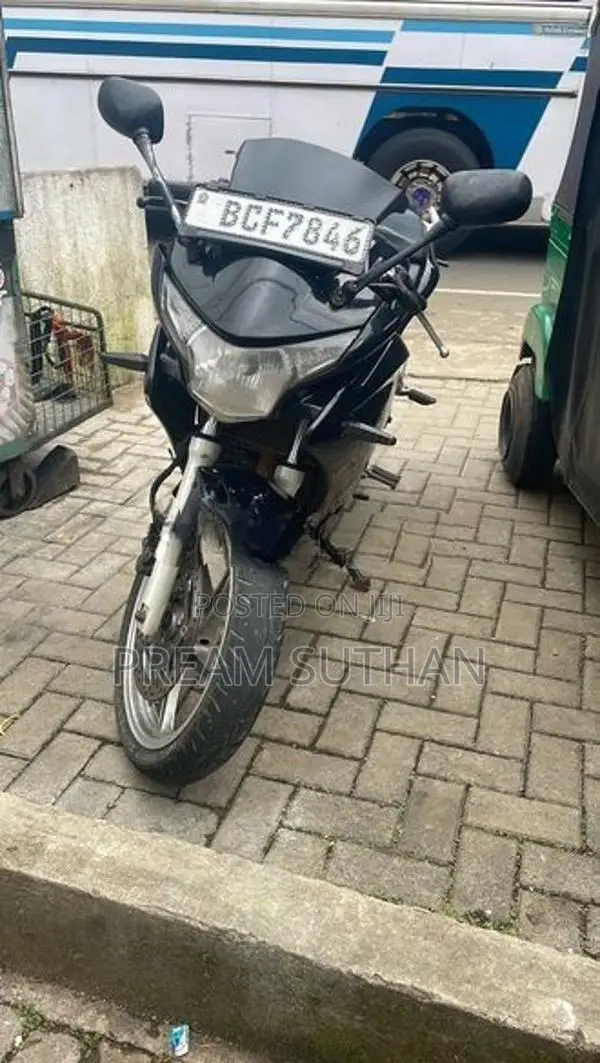 Honda CBR 250R 2013