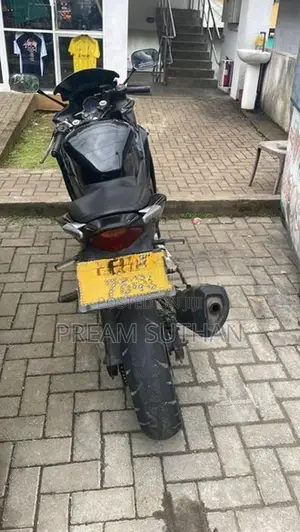 Honda CBR 250R 2013