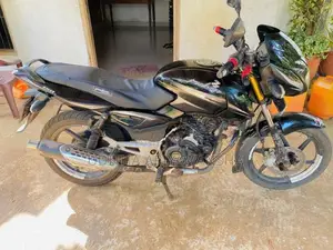 Bajaj Pulsar 150 2011