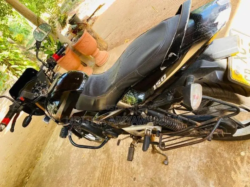 Bajaj Pulsar 150 2011