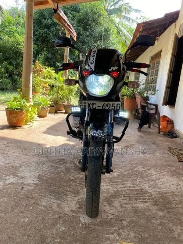 Bajaj Pulsar 150 2011
