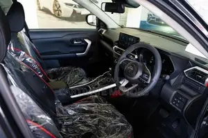 Toyota Raize Z Hybrid BSM 2026