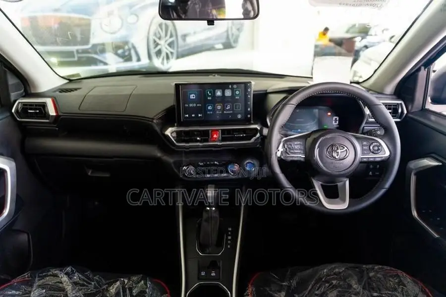 Toyota Raize Z Hybrid BSM 2026