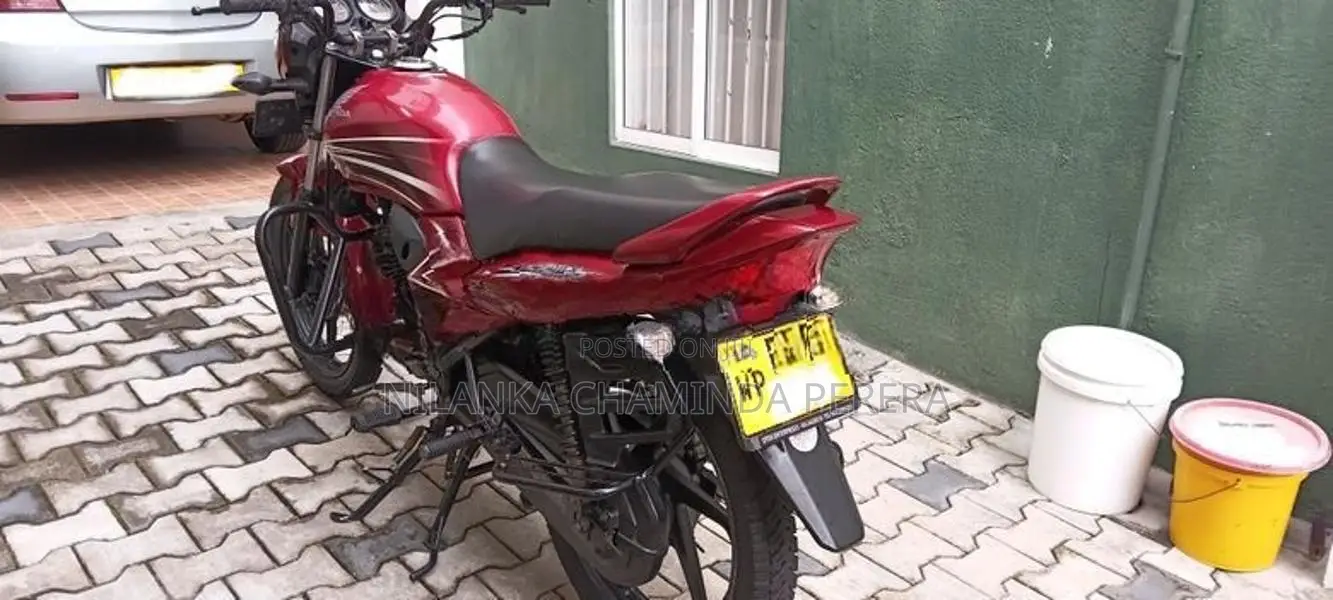 Honda Dream Yuga 2014