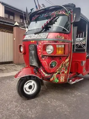 Bajaj RE 2012