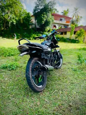 Bajaj Discover 100 2011