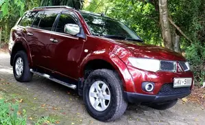 Mitsubishi Montero Sports 2012