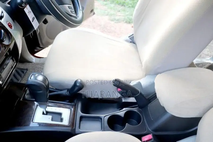 Mitsubishi Montero Sports 2012