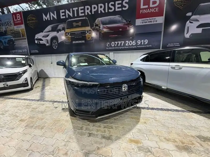 Honda Vezel Z premium 2025