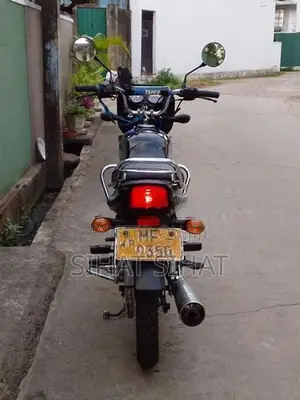 Bajaj CT100 2005