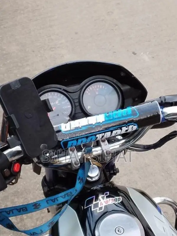 Bajaj CT100 2005