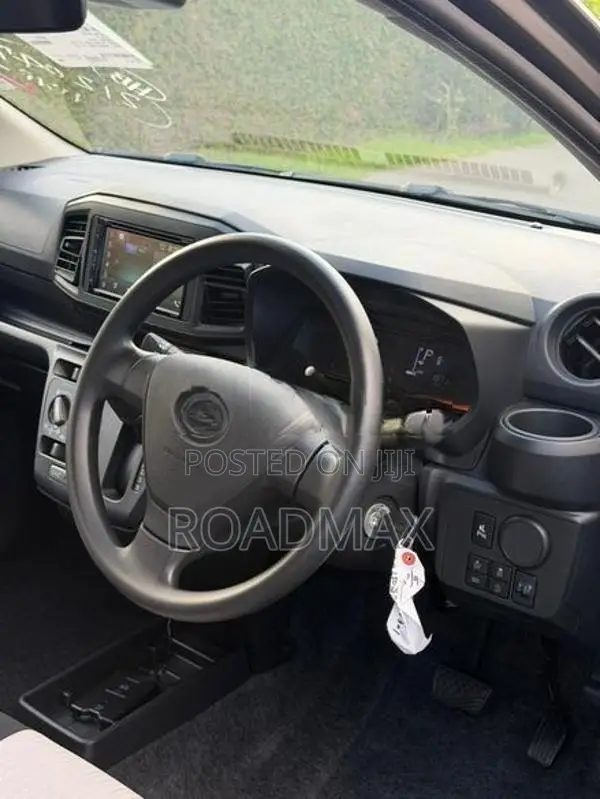 Daihatsu Mira ES L SA3 2025