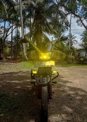 Bajaj Platina 100 ES 2016