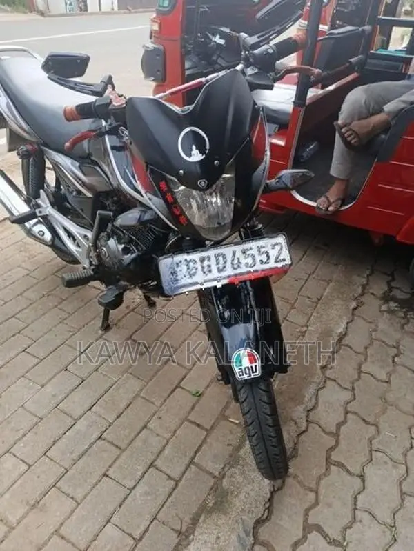 Bajaj Discover 125 2015