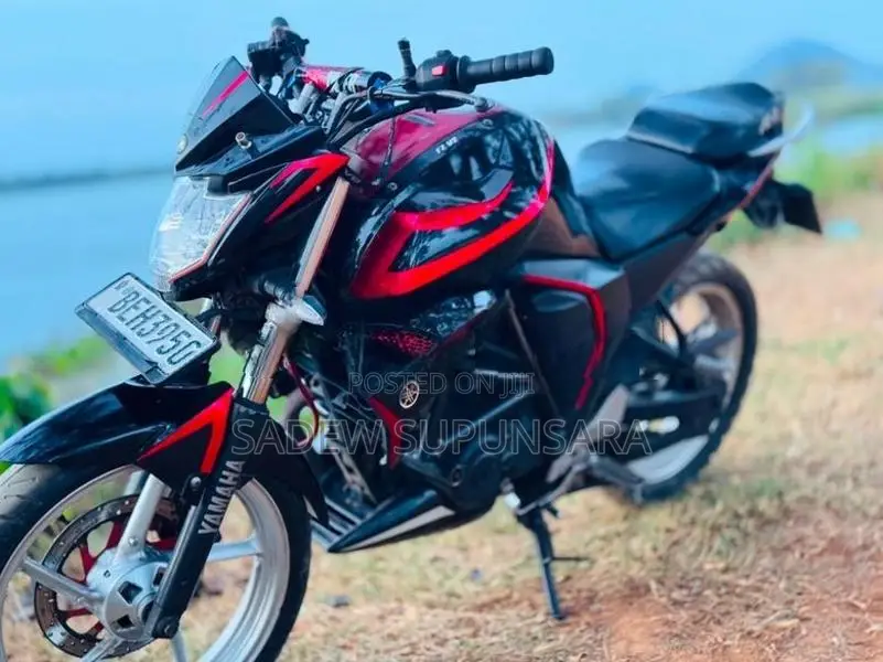 Yamaha FZ S 2016